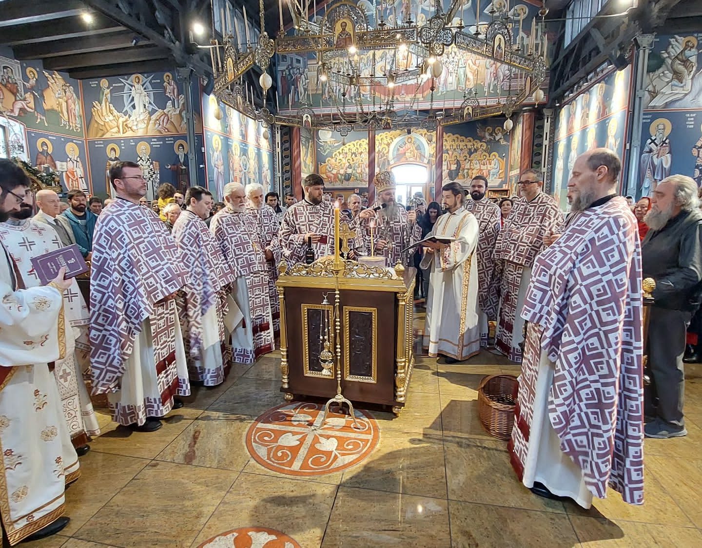 Световаскрсењски храм у Бечу прославио своју славу